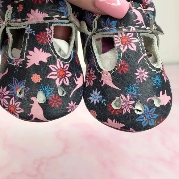 Freshly Picked Mary Jane Dinos &amp; Dahlias size 1 infant Rare Discontinued Style