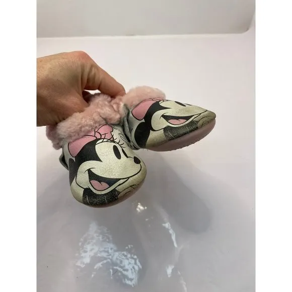 Freshly Picked Minnie Mouse Moccasins 3