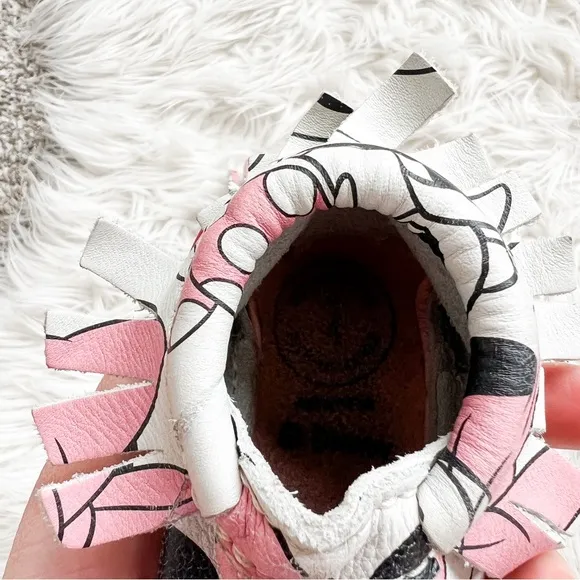Freshly Picked x Disney | Minnie Mouse Soft Sole Baby Shoes