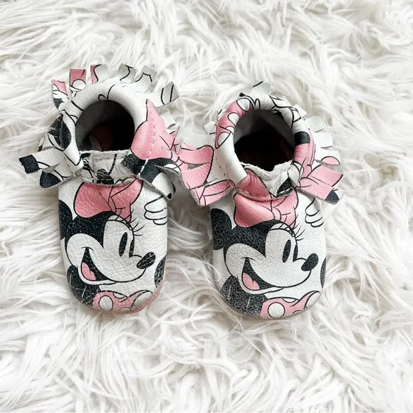 Freshly Picked x Disney | Minnie Mouse Soft Sole Baby Shoes