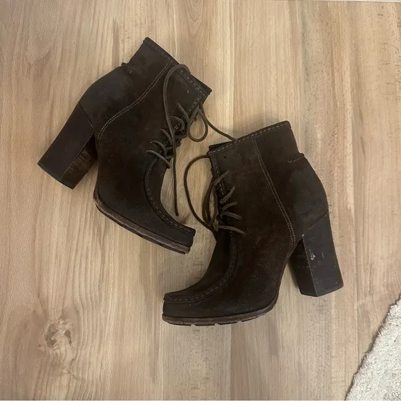 Frye Parker Moc Short Oil Rubbed Suede Boots Women’s  7 Brown Ankle Lace…