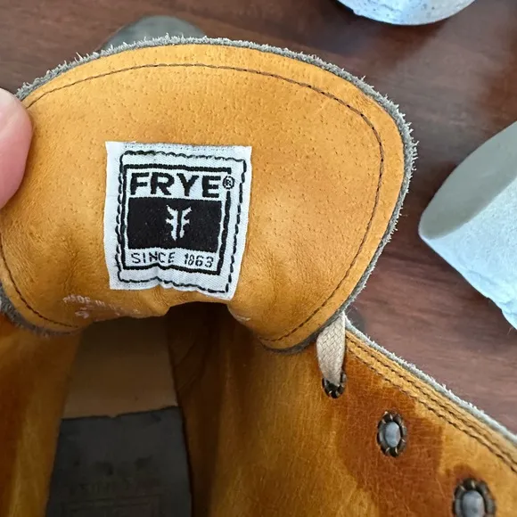 Frye Sabrina Combat Boots size 9