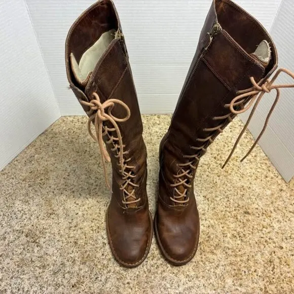 Frye Villager Lace Up (Size 8.5) Boots
