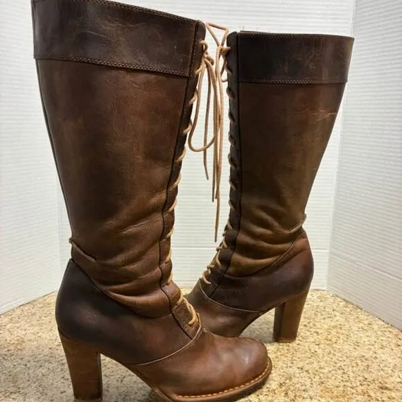 Frye Villager Lace Up (Size 8.5) Boots