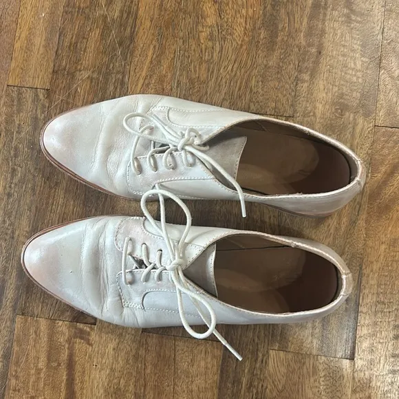 Frye Womens Emory Oxford size 8.5