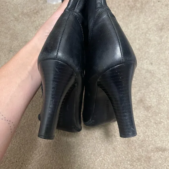 Gianni Bini Lace Up Black Leather Boots 6.5