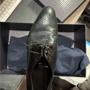 Giorgio Armani Black Textured Oxford Shoes