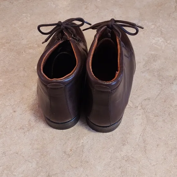 Giorgio Brutini brown leather lace up dress boots