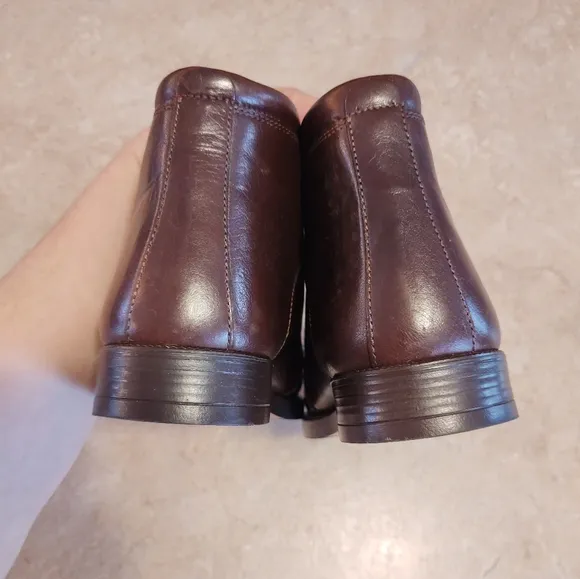 Giorgio Brutini brown leather lace up dress boots
