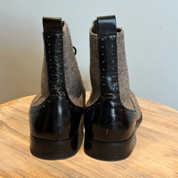 Giovanni Leather and Tweed Wingtip dress lace up boots. Size 13