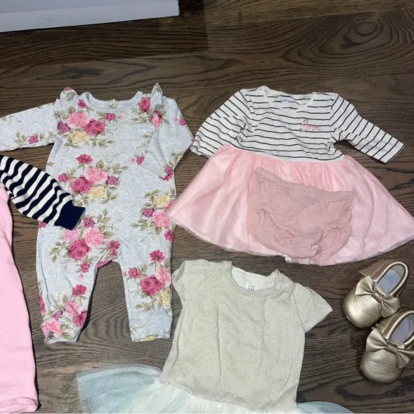 Girly girl 6-12 M bundle 🌸💗