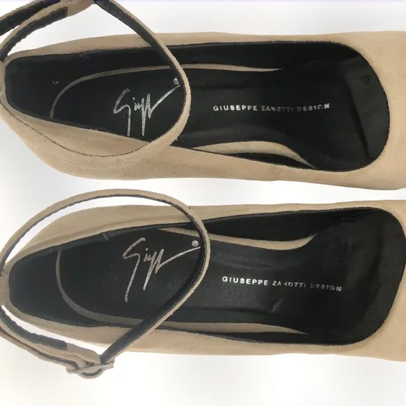Giuseppe Zanotti Beige Suede Platform Ankle Strap Open Toe Wedges Shoes Heels 38