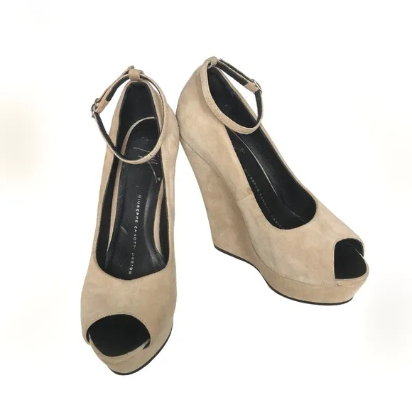 Giuseppe Zanotti Beige Suede Platform Ankle Strap Open Toe Wedges Shoes Heels 38