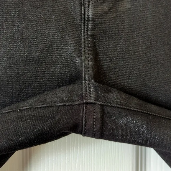 Good American Good Classic High Rise Ankle Cropped Coated Denim Jeans Black 14
