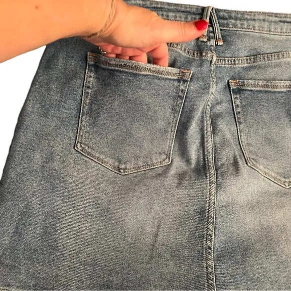GOOD AMERICAN size 12 denim snap front mini skirt front pockets stretch