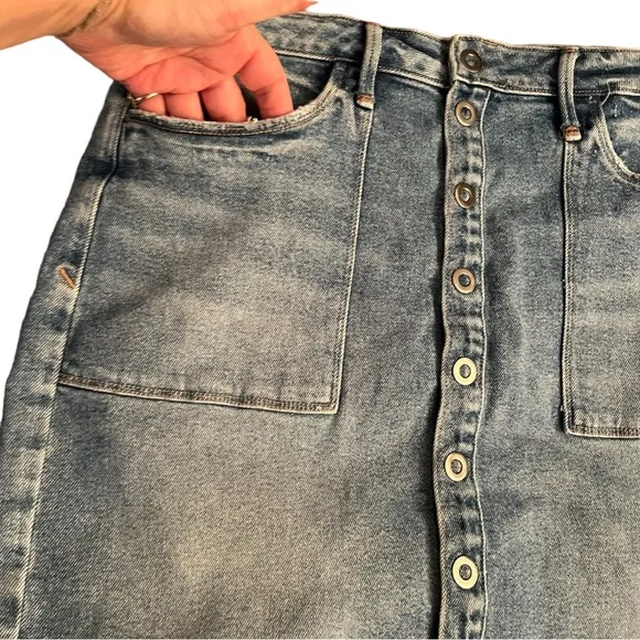 GOOD AMERICAN size 12 denim snap front mini skirt front pockets stretch