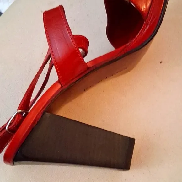 Gorgeous New Red Ralph Lauren Made In Italy Sandals With Buckle Closure