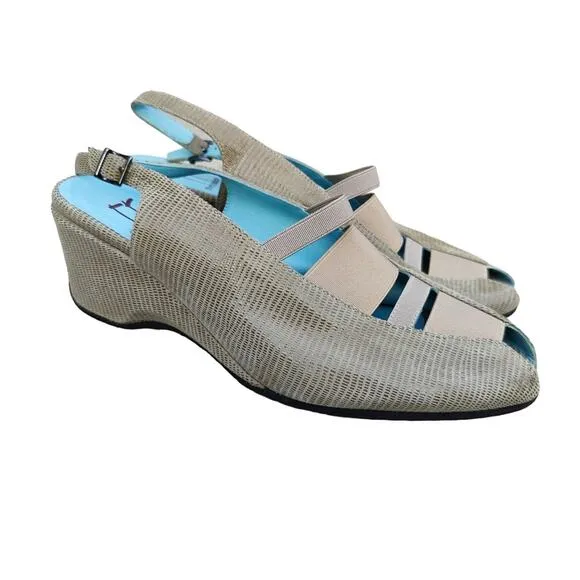 Gray Thierry Robinson peep toe wedges sandals sz 5