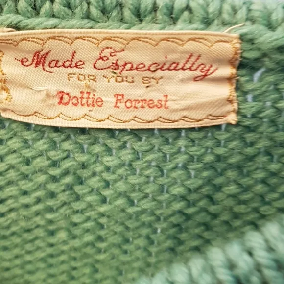 Green vintage handknit sweater skirt set bell slee