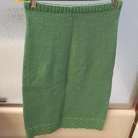 Green vintage handknit sweater skirt set bell slee