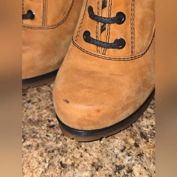 Grey Mer Lace-Up Leather Heeled Boots