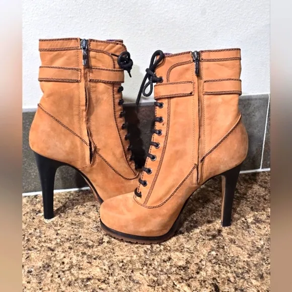 Grey Mer Lace-Up Leather Heeled Boots
