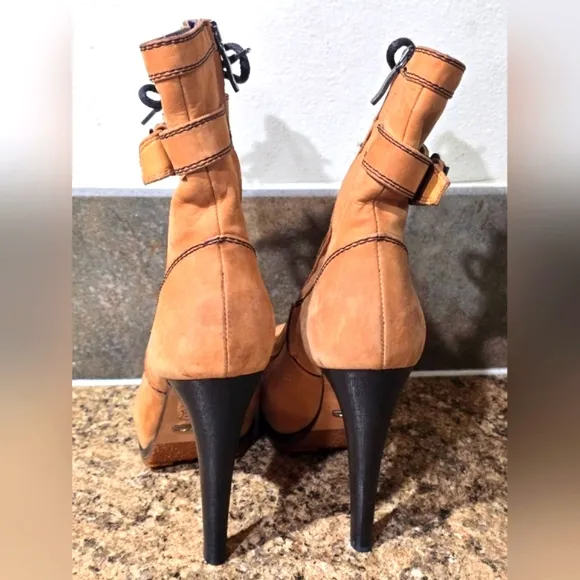 Grey Mer Lace-Up Leather Heeled Boots