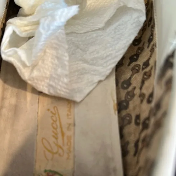 Gucci Cream Boat Shoes