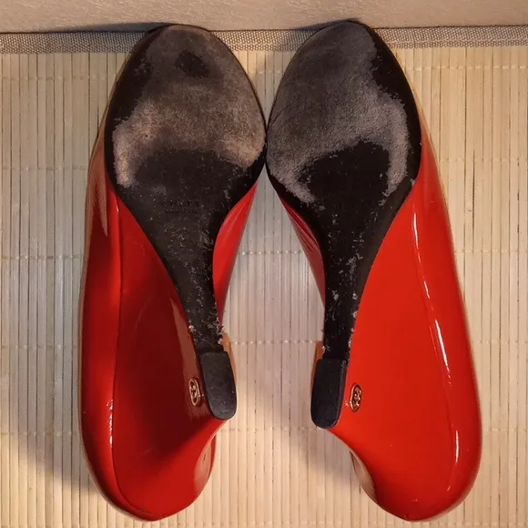 GUCCI Elegant Red Peep-Toe Heels Wedges Size 9.5B