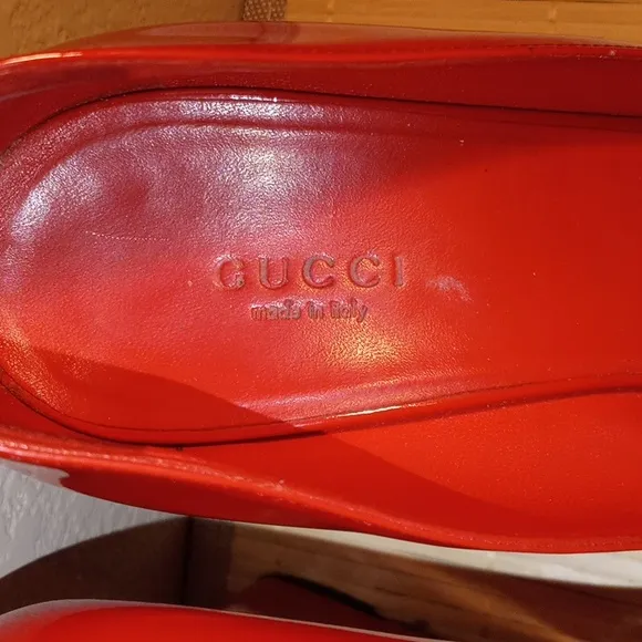 GUCCI Elegant Red Peep-Toe Heels Wedges Size 9.5B