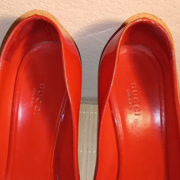 GUCCI Elegant Red Peep-Toe Heels Wedges Size 9.5B