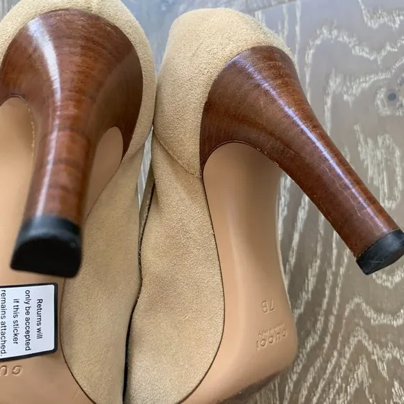 Gucci suede leather pumps