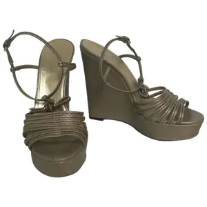 GUCCI Vegas Gold Leather Platform Wedges 38
