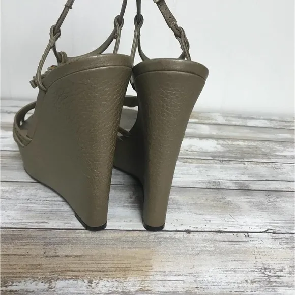 GUCCI Vegas Gold Leather Platform Wedges 38
