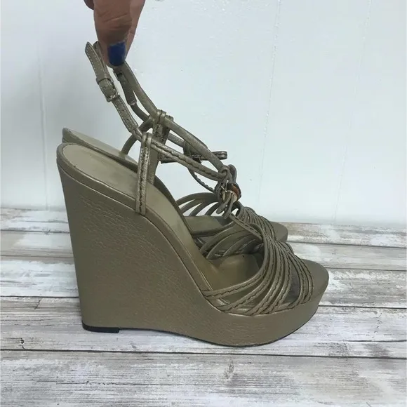 GUCCI Vegas Gold Leather Platform Wedges 38