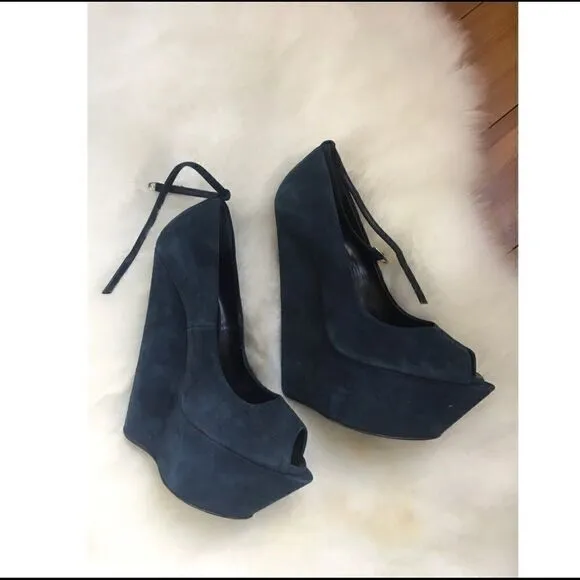 [guiseppi zanotti]  monster heel peep toe wedges