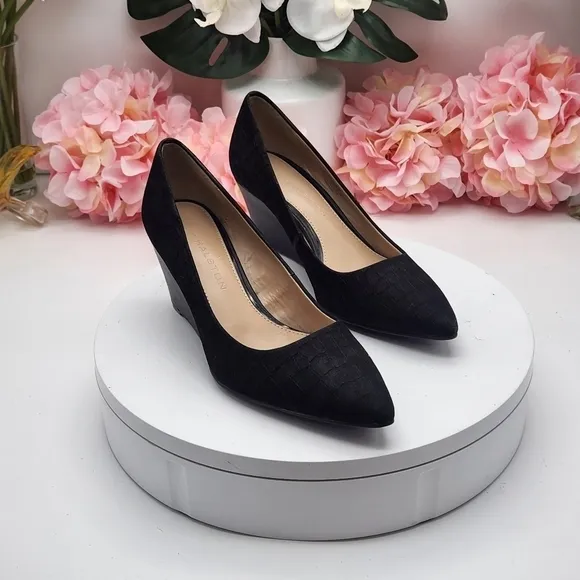 H by Halston Taupe Leather Sandie Croc Embossed Wedge Pump Size 5.5