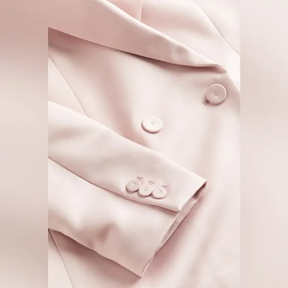 H&amp;M NWT satin oversized Light pink fully lined premium blazer jacket
