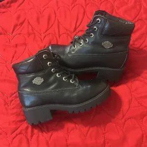 Harley Davidson’s lace up boots