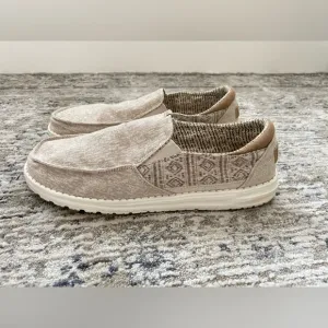 Hey Dude Thad Slip On Shoes Mens Size 12 Beige Lightweight Comfortable