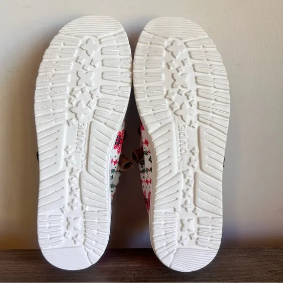 Hey Dude Wally Ugly Sweater Cream Men's Shoe Size 11 SKU#C24272