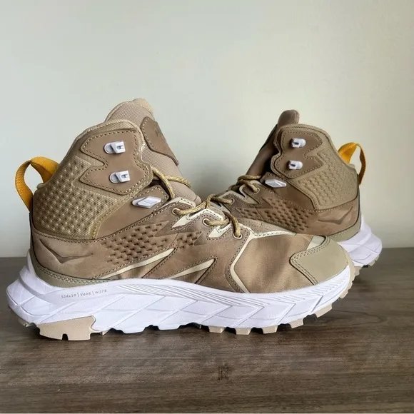 Hoka Anacapa 2 Mid GTX Dune Nubuck Gore-Tex Women's Shoe Size 10 SKU#24202