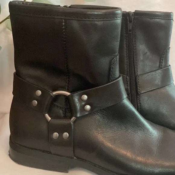 House of Harlow 1960 | Portia | moto | harness |combat | black | leather boots