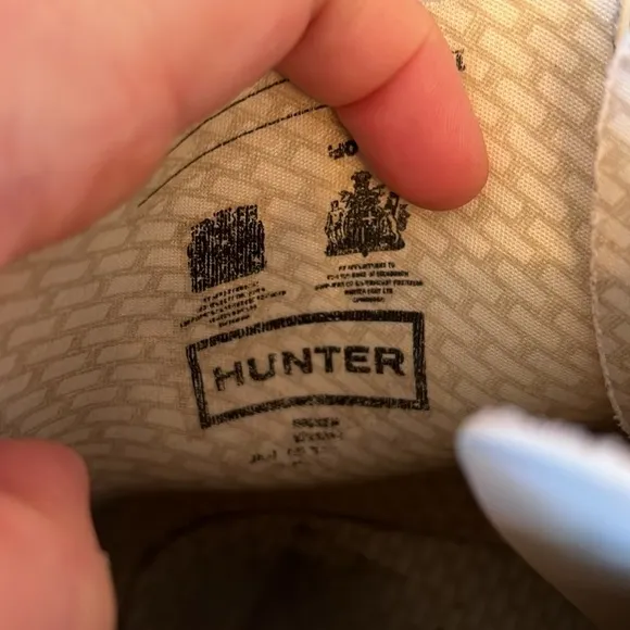 Hunter Lace-Up Boots-Size 9