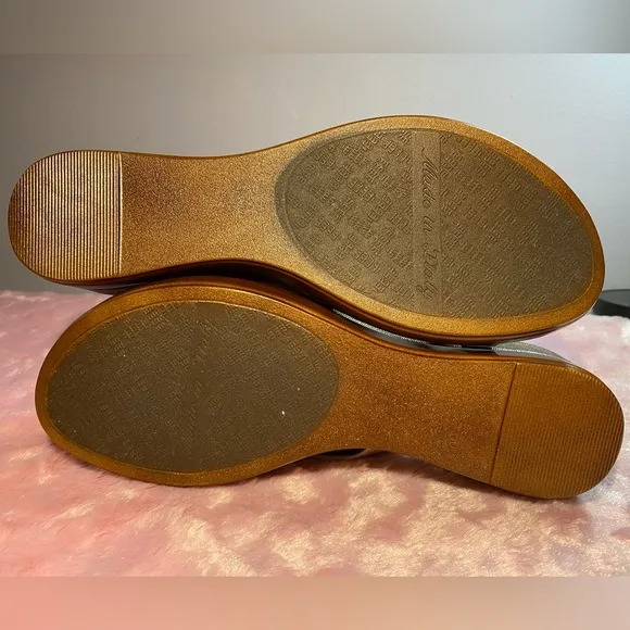 Italian Shoemakers  Wedge Sandal