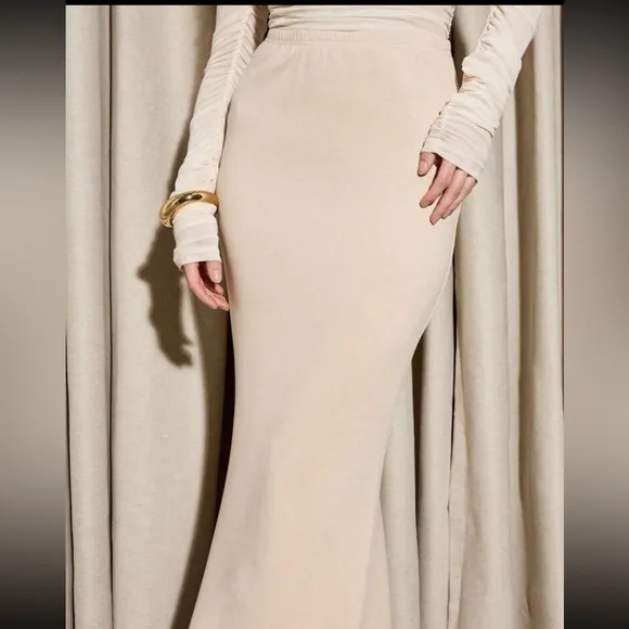 Ivory cream off white maxi fitted mermaid fitted skirt