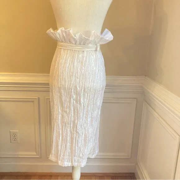 IZAYLA Shimmer White Crinkle Paperbag Peplum Waist Knee Length Skirt