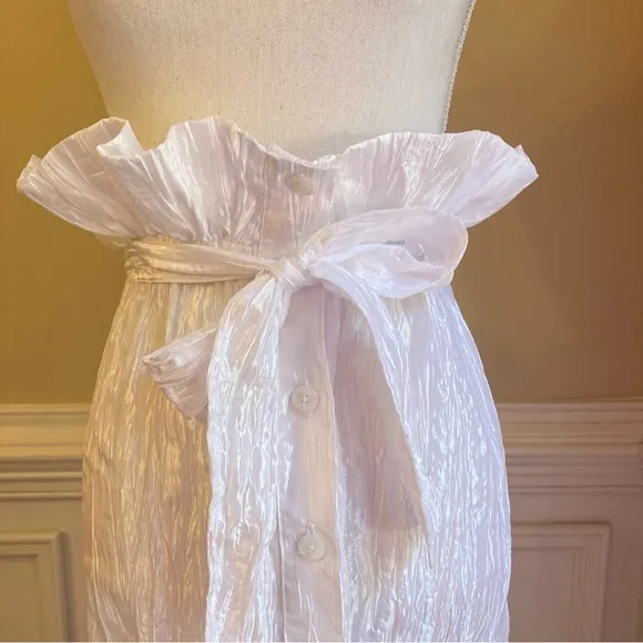 IZAYLA Shimmer White Crinkle Paperbag Peplum Waist Knee Length Skirt