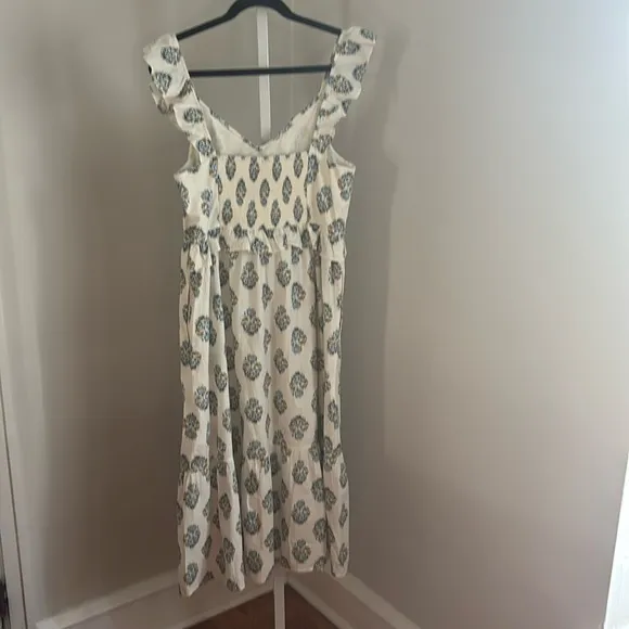 J Crew V-neck ruffle Floral Print White midi Dress Size 12