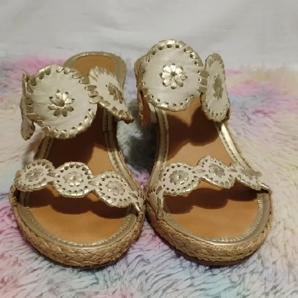 Jack Rogers Luccia Wedge Sandals W Gold Floral Accents Sz.9 Barely Worn #52